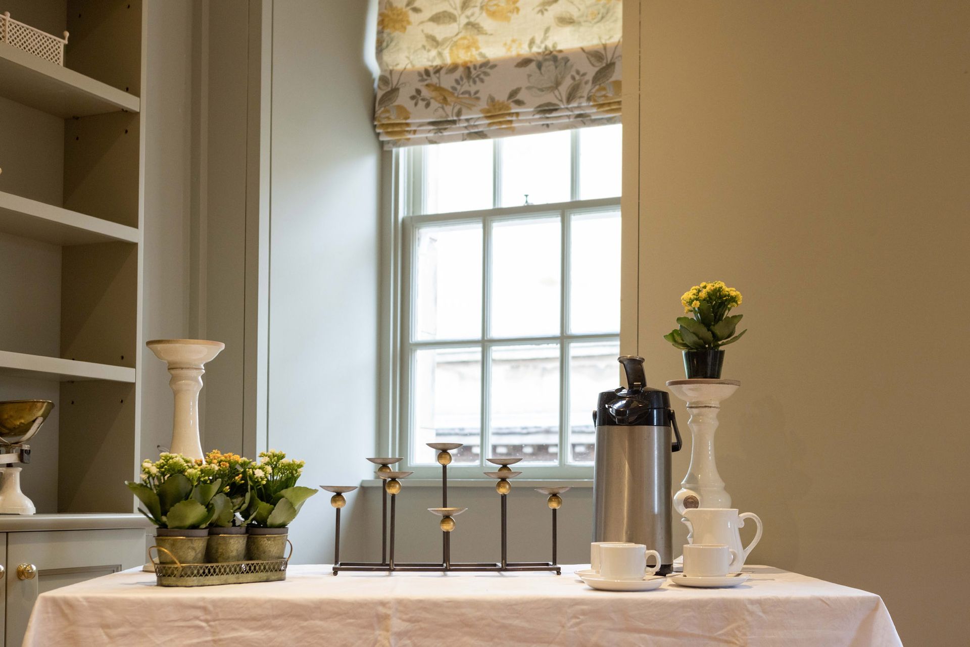 Carlyle House Café fine dining area